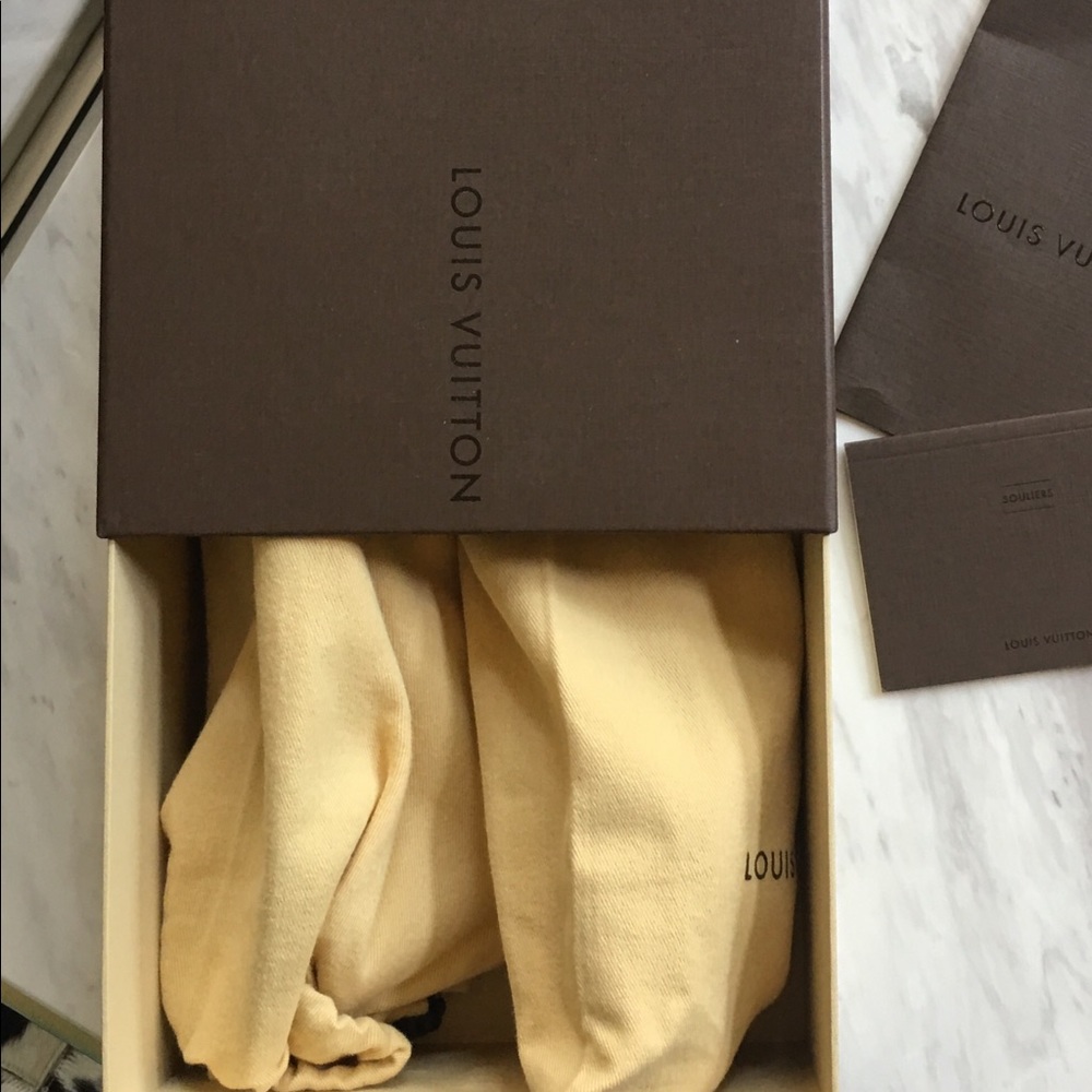 ORIGINAL Louis Vuitton Rivoli wedges. - Picture 3 of 5